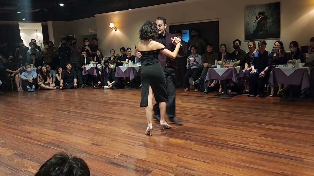 Tierrita (Juan D'Arienzo)-  Lorena Tarantino & Gianpierro Galdi- 엔빠스비다미아밀롱가