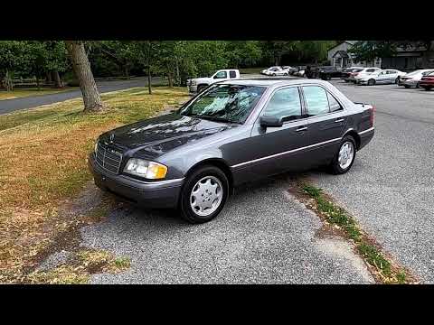 1994 Mercedes Benz C220 - Walkaround / Drivearound