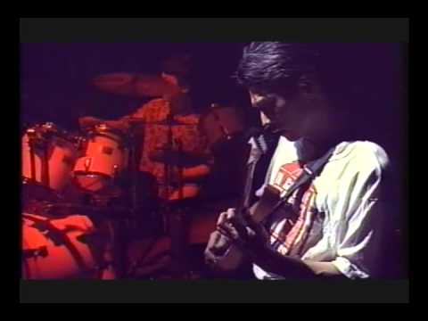 プリズム　/　Tremblin'　---1993 Studio live