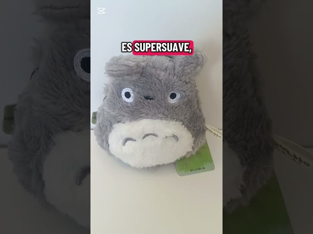 Vídeo relacionado con SEMIC Mi Vecino Totoro - Peluche Monedero Totoro 8cm (SEMSGHS3085)
