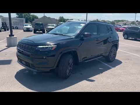 Полотно DeWALT по цветному металлу 2215 мм, 6x0.6 мм, для DW876 Полотно DeWALT по цветному металлу 2215 мм, 6x0.6 мм, для DW876