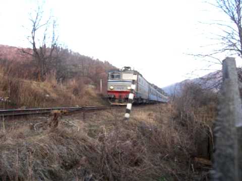 P 5203 trece intarziat