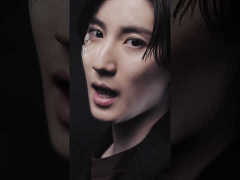京本大我さんが歌っている姿