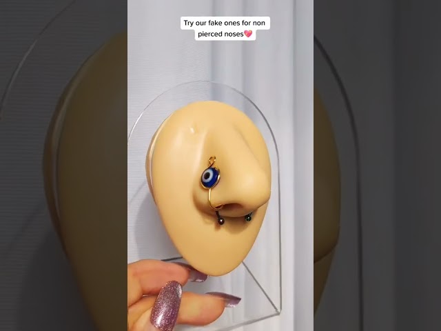 Vídeo relacionado con FAKE CLIP ON GOTH NOSE RING EARRING PIERCING JEWELLERY (accesorio de disfraz)