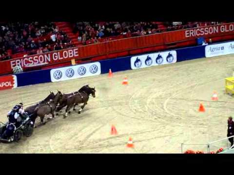 , title : 'Lillann jebsen & Boyd Exell , globen horse show 2010'