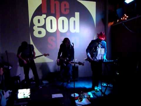 Skitanja - Is There An Elf Called Strider (Live at the Good Ship)