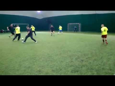 StrefaFutbolu.pl: Emoqua Squad - Bomba Warszawa