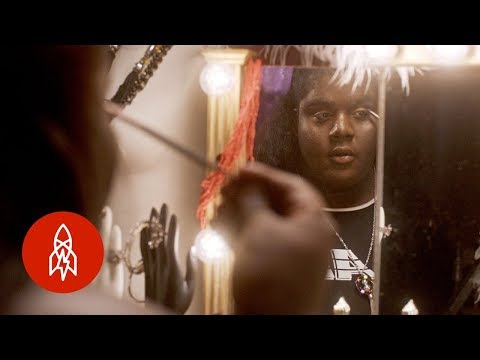 通過舞廳找到家 (Finding Home Through Ballroom)