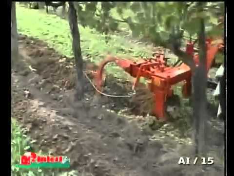 aratro con scalzatore idraulico - Cavalliecavalli Srl macchinari agricoli in Sardegna