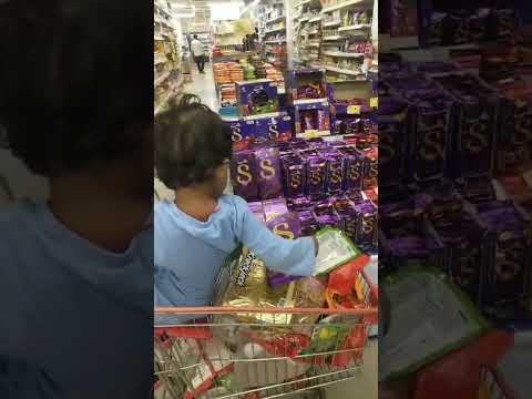 Happy valentions day ❤# andhuke chocolate # Rishik neil official # trending. # yt short