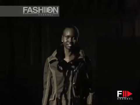 Fashion Show "Ermanno Scervino" Autumn Winter 2006 / 2007 Haute Couture 2 of 5 by Fashion Channel