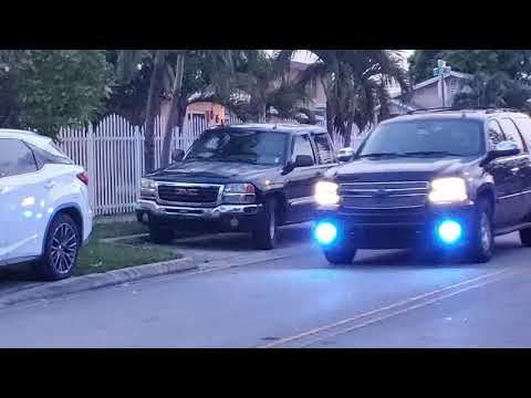 LED DRL+Sequential Turn Signal Projector Headlight Lamps for 07-14 Chevy Tahoe/Suburban/Avalanche