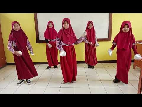 Kreasi Tari Piring SDN Margahayu 06.