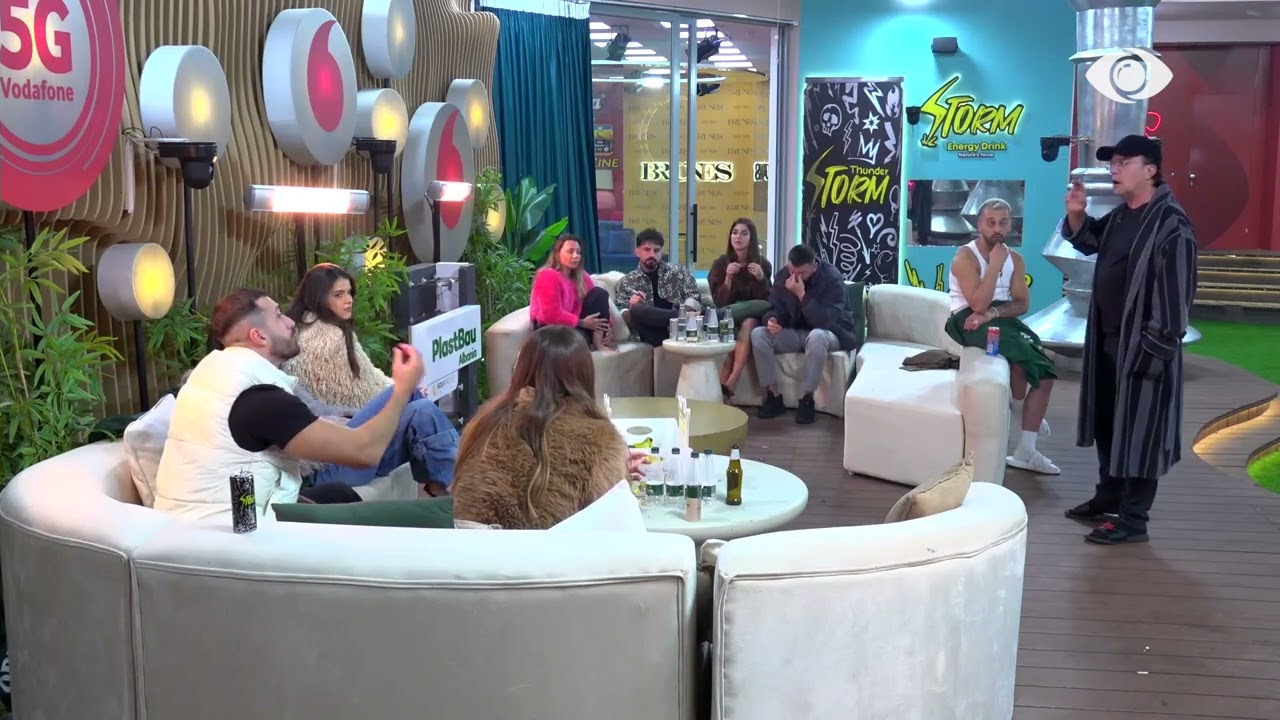 “Po tallesh me të”/ Laerti-Jozit për Valbonën: Si, e putha me zor, i hyra në dush apo…