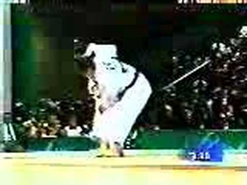 Emoto (JPN) - Vandecaveye (BEL), uchimata