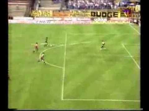 Gol de Martinez a Independiente (Boca 1-Independiente 1 28-04-96)