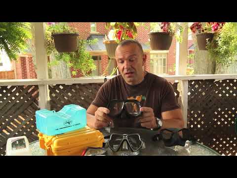 Vintage diving mask vs modern diving mask comparison