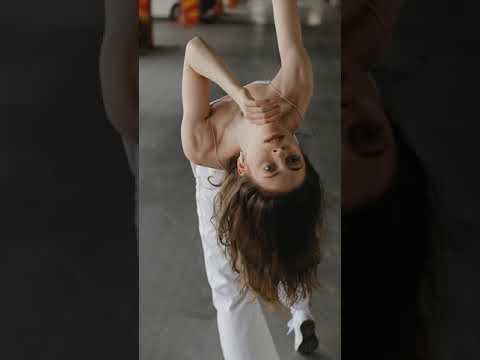 Young Girls Best Yoga Moment #shorts #shortsvidei