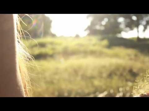 Last Japan Feat. Bobbie Gordon - Settle Down (Official Video)