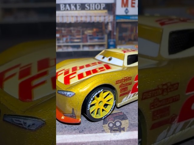 Vídeo relacionado con Mattel Cars - Vehículo fundido a presión 3 Grem, escala 1:55