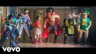 Bombai - Superhéroes (Canción principal de la película "Los Futbolísimos")