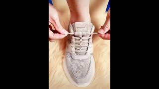 直ぐに試したいお洒落な靴紐の結び方[TikTok]