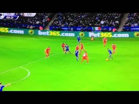 Tiki Taka Leicester City ( Riyad Mahrez N'golo Kanté Danny Drinkwater Shinji Okazaki  Vardy )