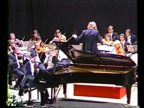 Chopin Conc. n.2 III mov. pianista Andrea Serafini.wmv