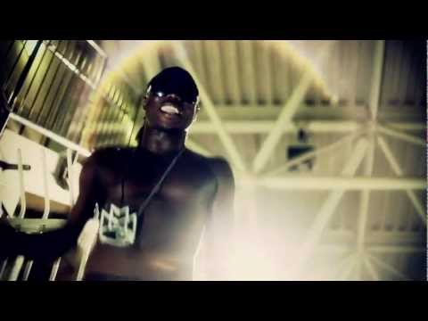 Magazeen ft King Jul - Tony Montana Freestyle (Official Music Video)