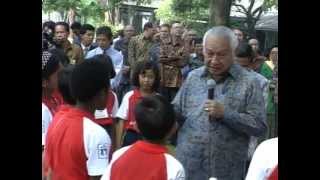 Download lagu President Soeharto's Talk Show on National Children's Day at the Palace 07-13-1994 mp3 Download lagu President Soeharto's Talk Show on National Children's Day at the Palace 07-13-1994 mp3