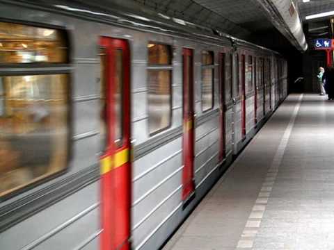 Prague metro 81 Classic arrives