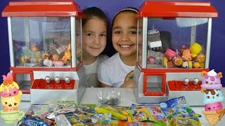 Claw Machine Game Toy Challenge | Candy Grabber - Chupa Chups Lollipops - Shopkins - Num Noms