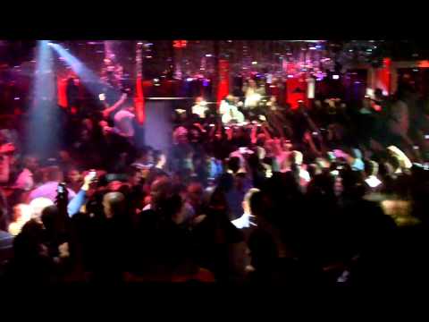 Dj Klutch & Drake Live At Quo Nyc 2010