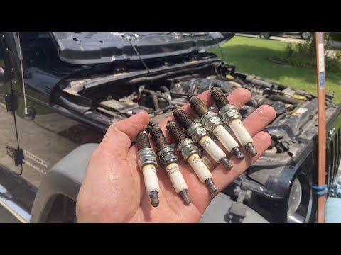 Jeep Wrangler JK 3.6L Spark Plug Change (Patience Required)