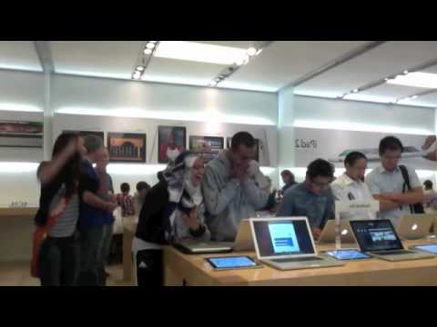 Party Rock Anthem - Apple Store Dance