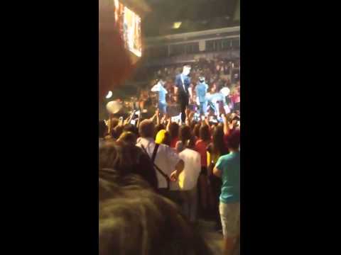 [FANCAM]130907 Beast-Beautiful (Music Bank in İstanbul).mp4