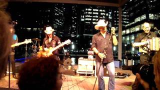 She&#39;s About A Mover- Texas Tornados live at Discover Green Houston Texas