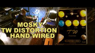 Video thumbnail for MOSKY TW DISTORTION  _  Hand Wired  - Heavy fat sound ! [sound check ]  Power chords & Heavy tone ! by Doc De Roeck