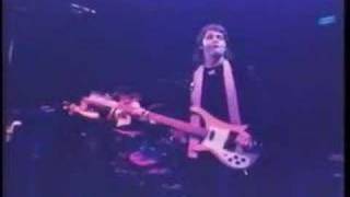 Silly Love Songs - PAUL McCARTNEY & WINGS