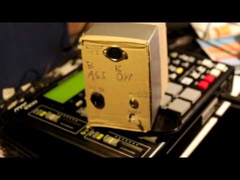BassBoy - $29 monophonic bass synthesizer