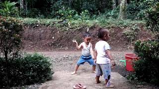 Download lagu Cakilan ebeg cilik banyumasan | Story wa lucu mp3