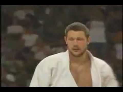 Alexander Mikhaylin (RUS) - Ariel Zeevi (ISR) WM2001 [Open].mp4