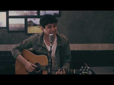 Nathan Asafe - Em Ti Eu Sou (Acoustic Session)
