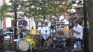 Friday Night Concert Series: The Regal Beagles