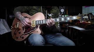 Video thumbnail for D’Angelico Deluxe 175 test by Learning Guitar & General Nonsense