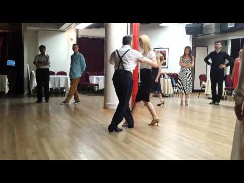 Argentine tango Class: Claudio Villagra and Helena Fernandez - Soñemos