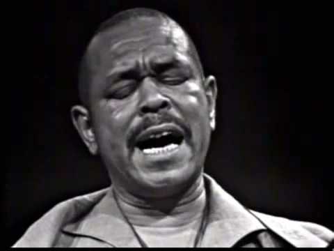 Brownie McGhee Born and Livin' With The Blues (lyrics under the title)