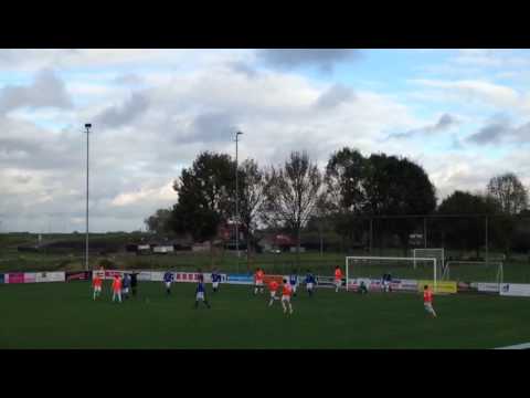 Sylvano vd Brink maakt uit het niets de 2-1 namens Elistha