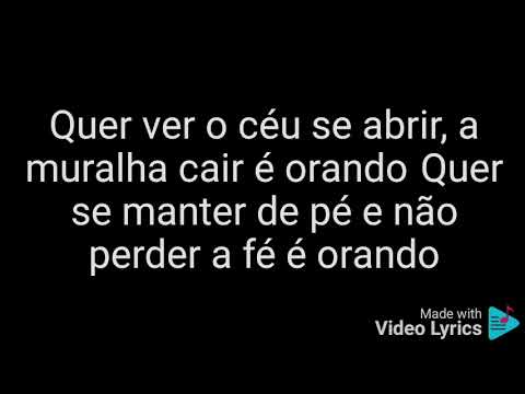 É Orando (Solange Brandão) - Playback com letra