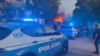 Caserta, incendio in un’ala dell’ex Canapificio sfiora il Rettorato della Vanvitelli